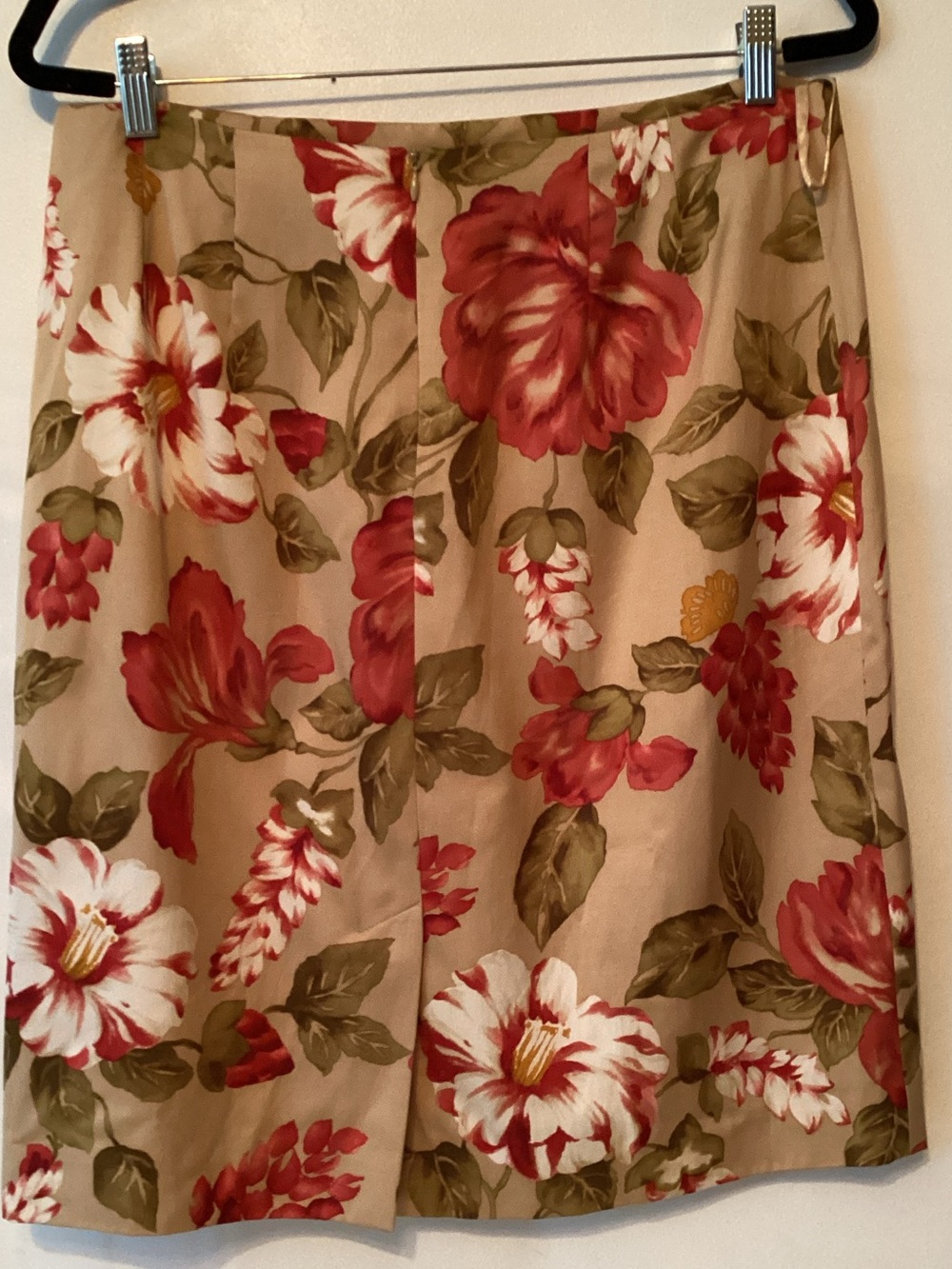 Talbots Cream Pencil Skirt with Red Floral Print - Picture 3 of 6